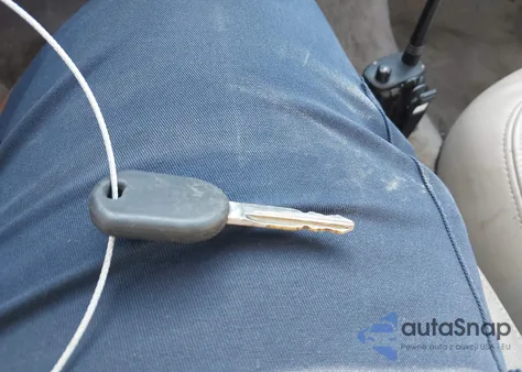 2009 Mercury Grand Marquis Ls (Fleet Only) from USA, damaged, VIN 2MEHM75V89X611184